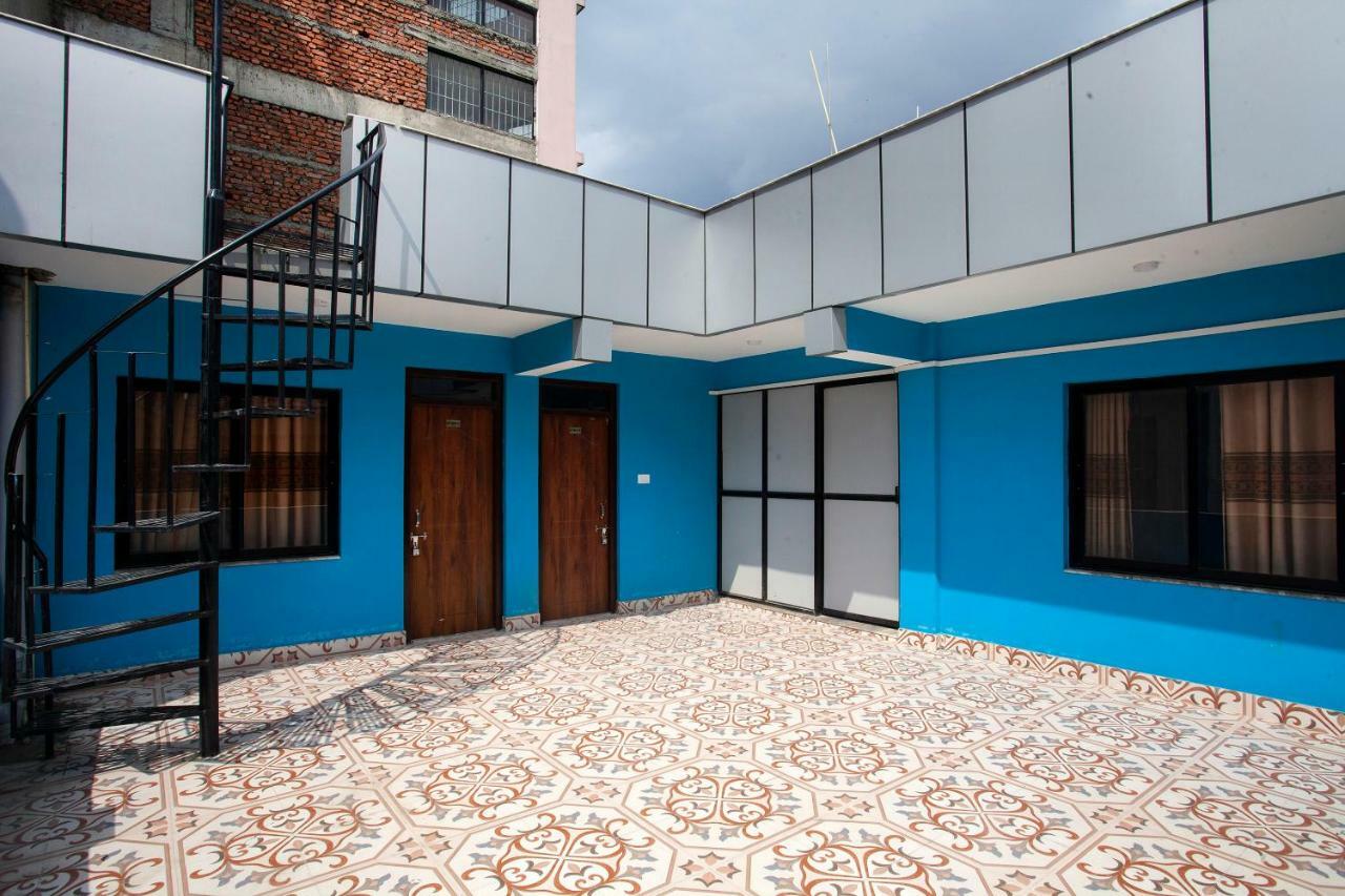 Hotel Crossroads Katmandú Exterior foto